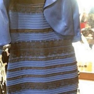 robe-dressgate.jpg