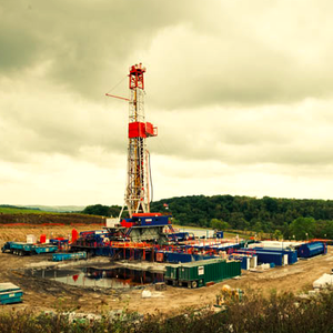 shale-gas-drilling-site1.png